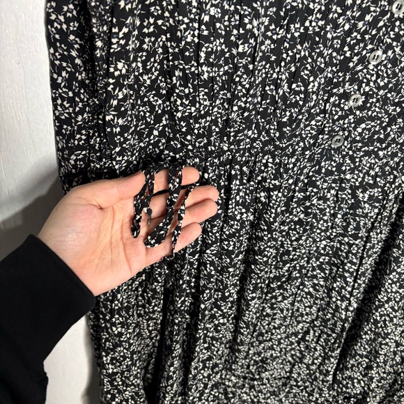 Free People One fine day black ditsy print mini tunic dress size medium - Picture 7 of 13